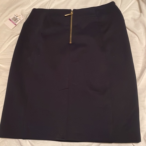 MICHAEL Michael Kors Navy skirt - Picture 2 of 5